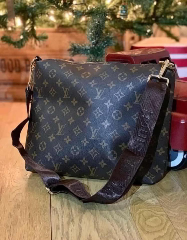 Crossbody #27