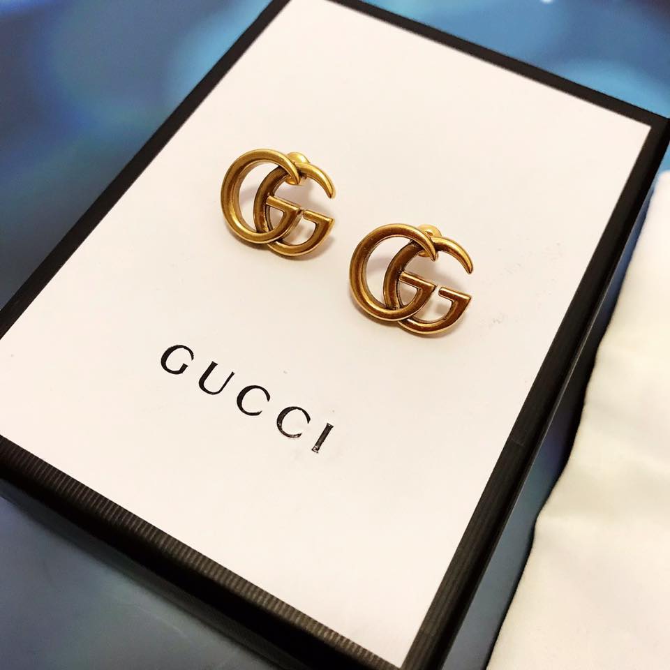 GG earrings