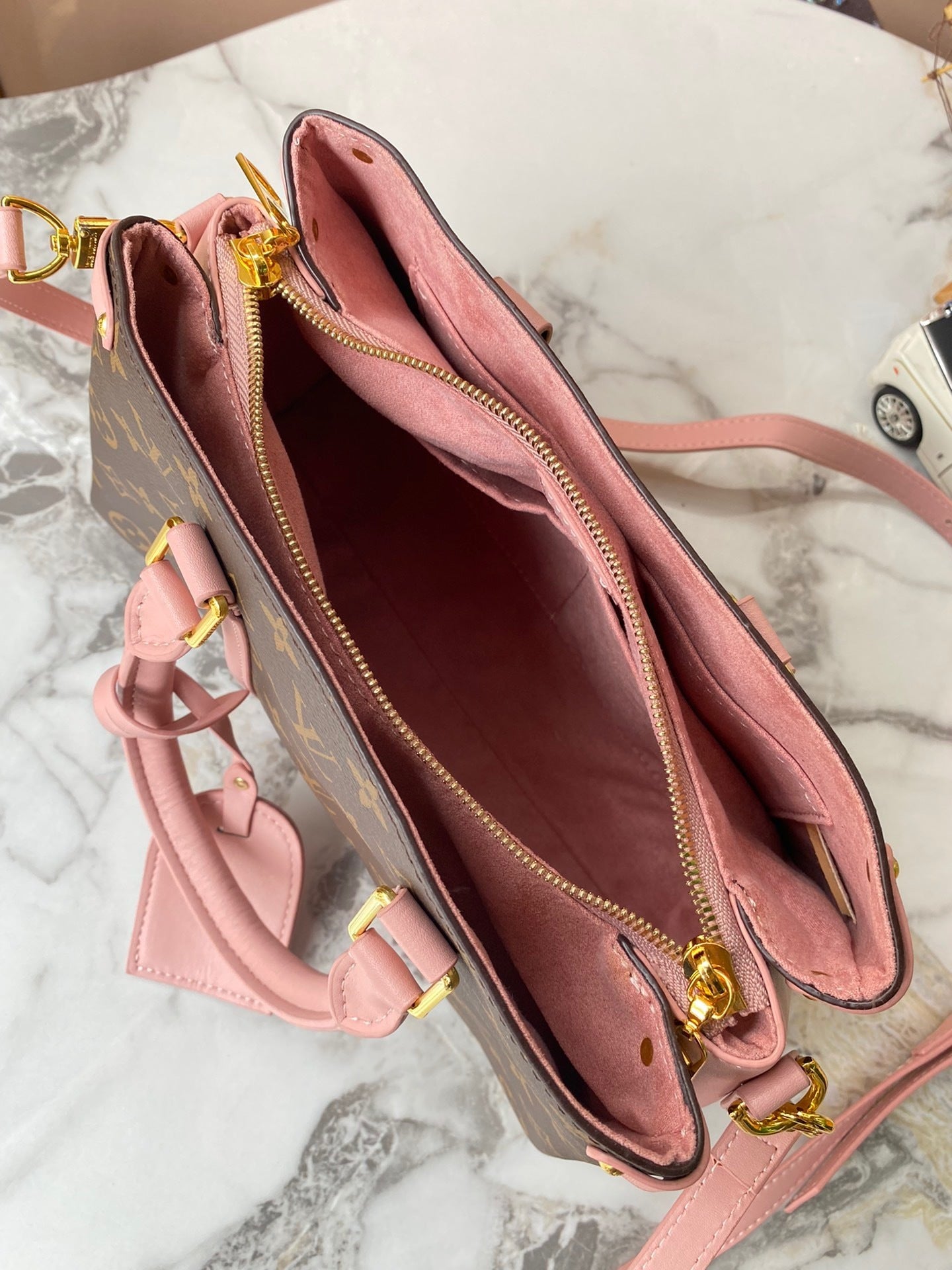 Handbag #75