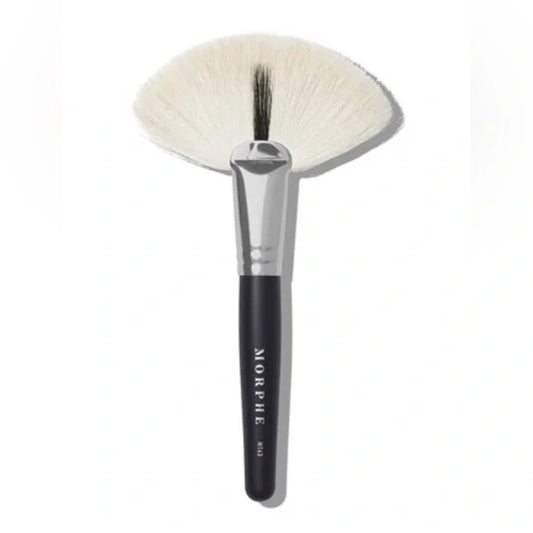 Morphe Deluxe Soft Fan Brush M143